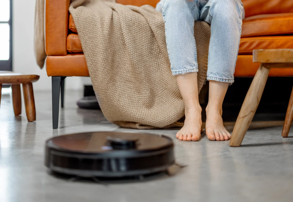 self cleaning mop and vacuum robot